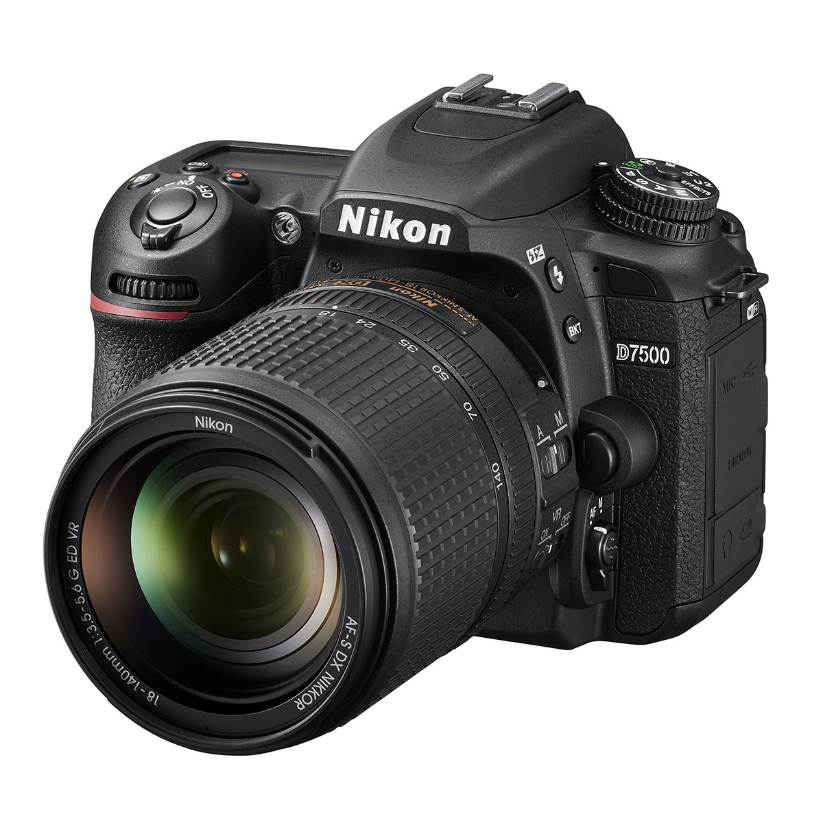 Nikon D7500 + 18-140mm VR